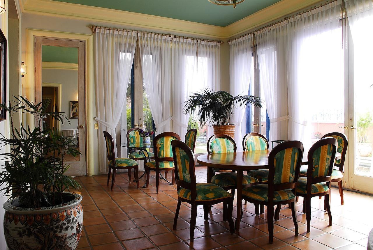 Lake Chapala Inn Екстер'єр фото